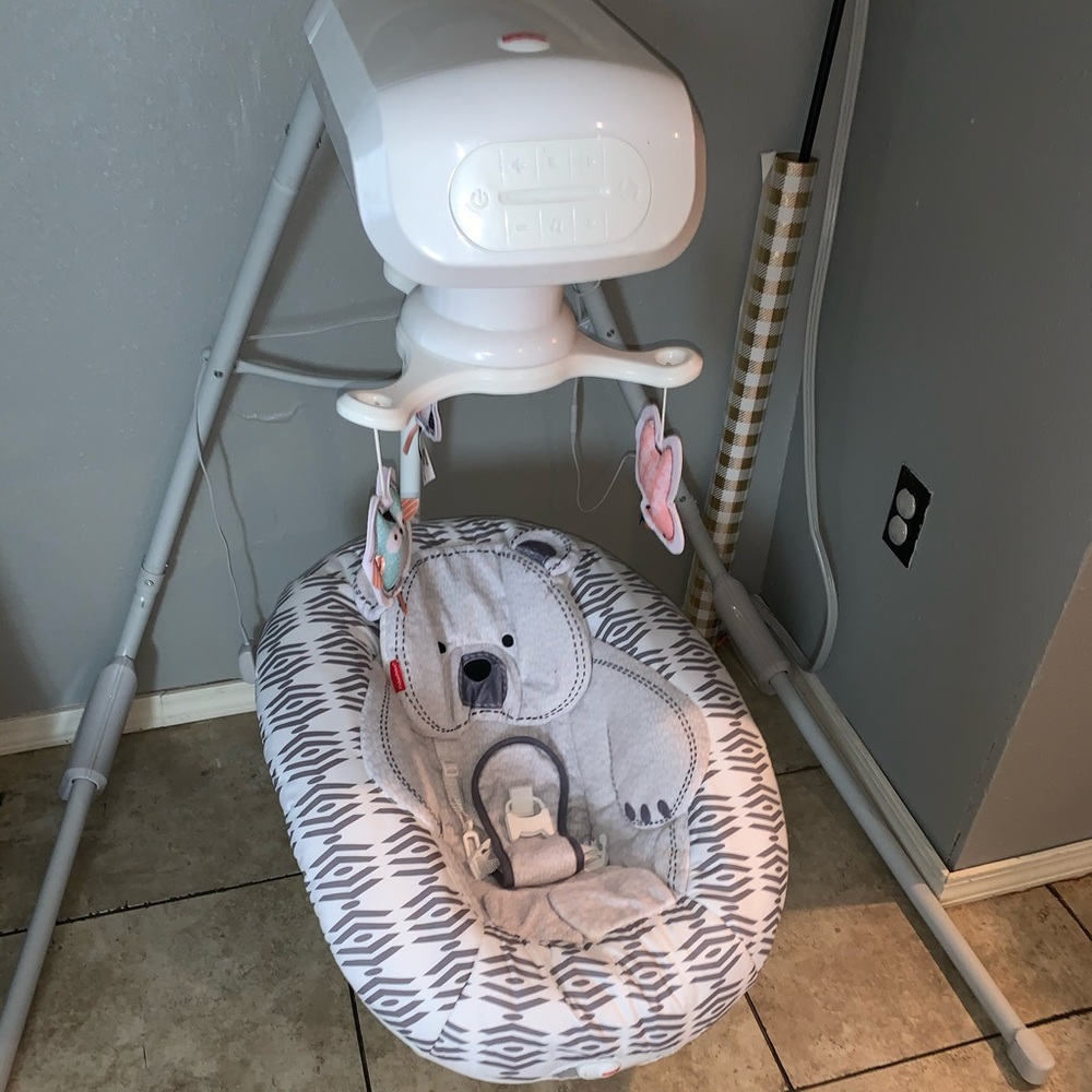 Baby swing